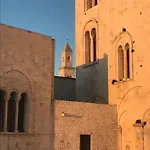 Via Dell'azzurra 住宿加早餐酒店 3*