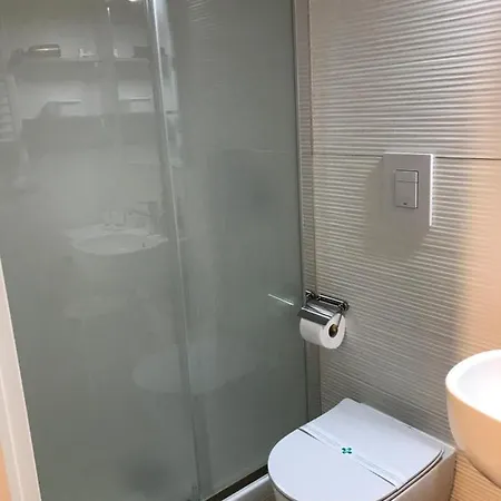 Via Dell'azzurra 바리