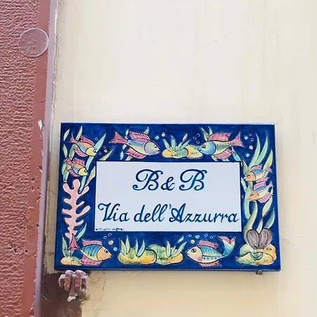 Via Dell'azzurra 3* Bari