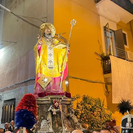 Bed & Breakfast Via Dell'azzurra 3*